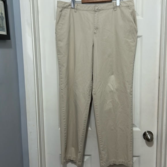 TOMMY HILFIGER chinos. Size 16 - Picture 1 of 7